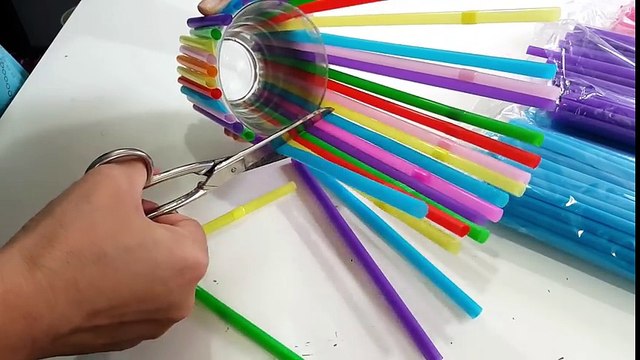 Mira'nın YENİ Bilezikleri | Pipetten Takı Yapımı | Kendin Yap Nasıl Yapılır | UmiKids