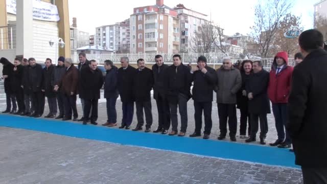 Bakan Fakıbaba, Emrediyorum, Kredi Verirken Çiftçiden 1 Kuruş Para Almayacağız