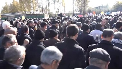 Tahran'da, Kudüs Protestosu- "Bu Deliyi Dünyaya Büyük Bir Zarar Vermeden Önce Tedaviye Götürmeleri...