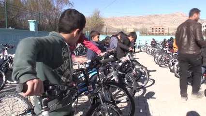 Dezavantajlı Başarılı Çocukların Bisiklet Sevinci