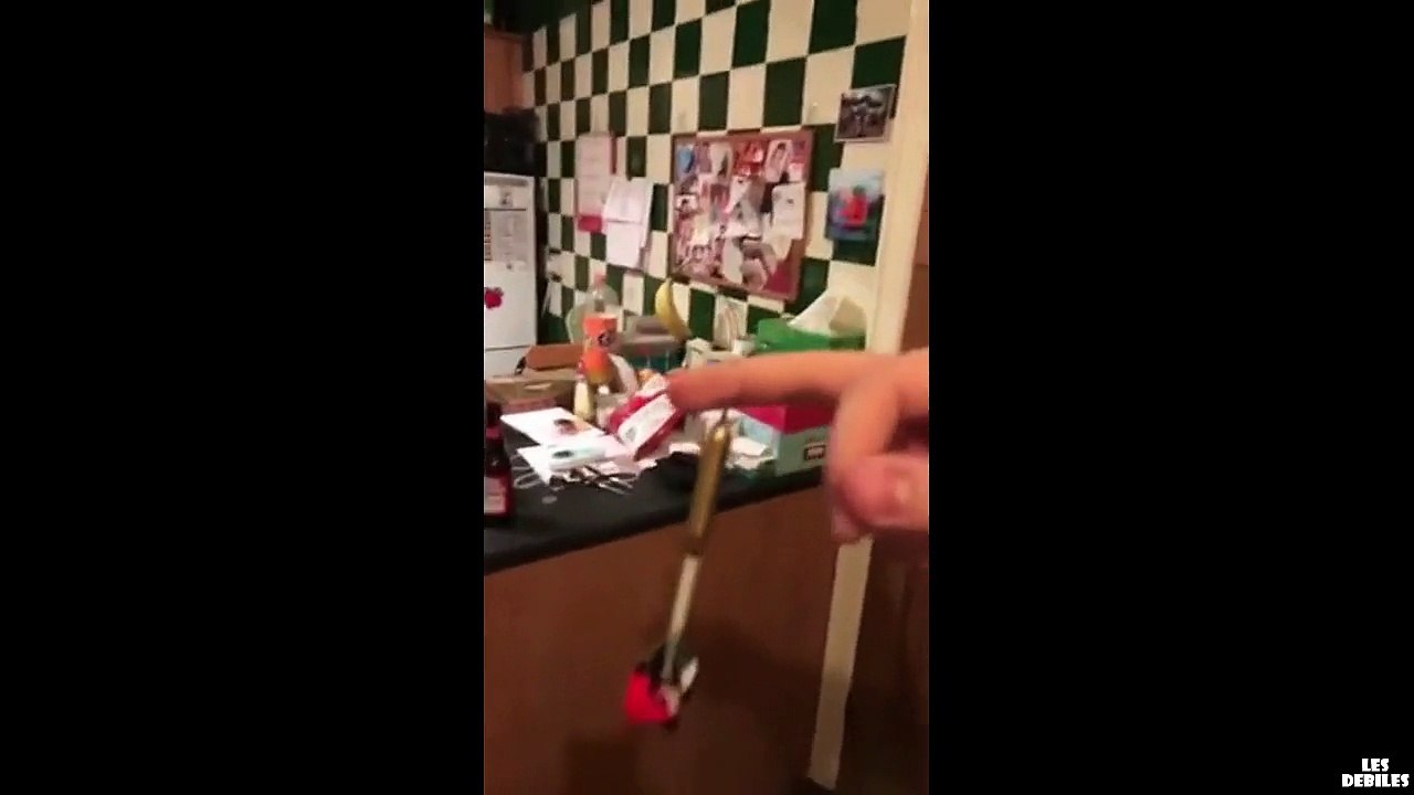Une-ide-stupide-en-jouant-aux-flchettes