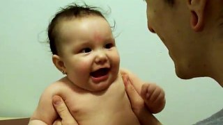 Funny_video_scared_baby.__Must_see_HIGH
