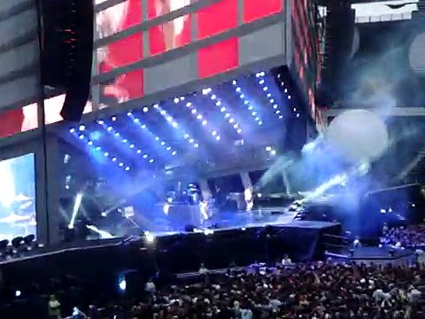Muse - Supermassive Black Hole, Stade de Suisse, Bern, Switzerland 6/2/2010