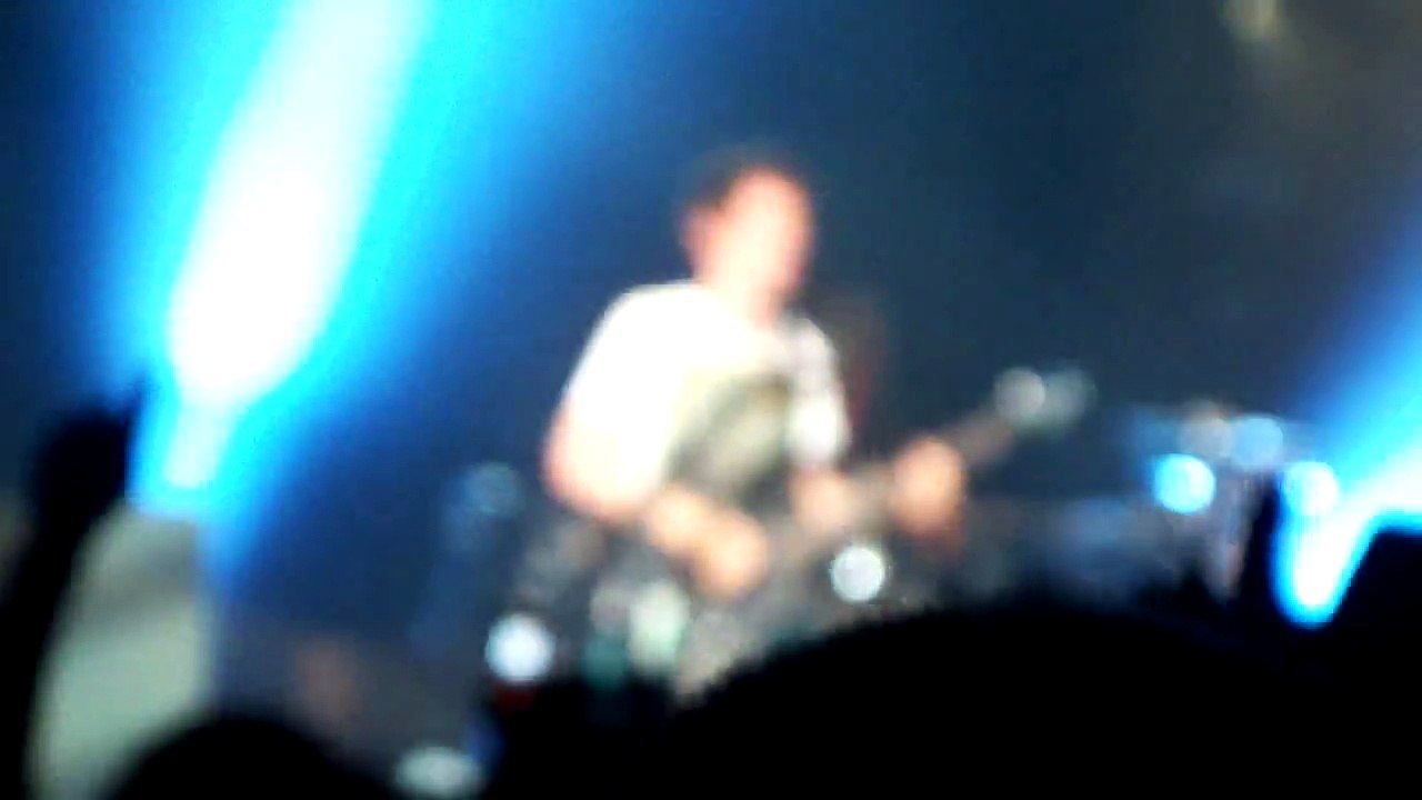 Muse - Supermassive Black Hole, Casino de Paris, Paris, France  5/25/2010