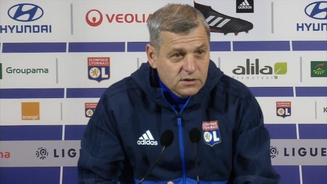 17e j. - Genesio : Pas de débat Fekir