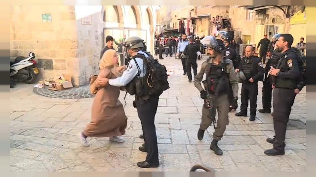 Jerusalém: confrontos depois da oração provocam dezenas de feridos