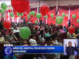Agasajo navideño para niños en hospital y centro de discapacidades
