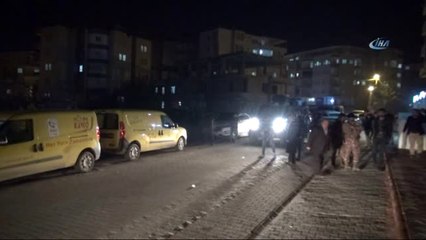 PTT Araçlarına Ses Bombalı Saldırı