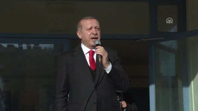 Cumhurbaşkanı Erdoğan, Celal Bayar Azınlık Ortaokul ve Lisesi'nde Soydaşlara Seslendi (2)