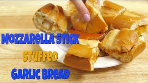 How to Make: Garlic Bread Mozzarella Stick Sandwich | Food Porn