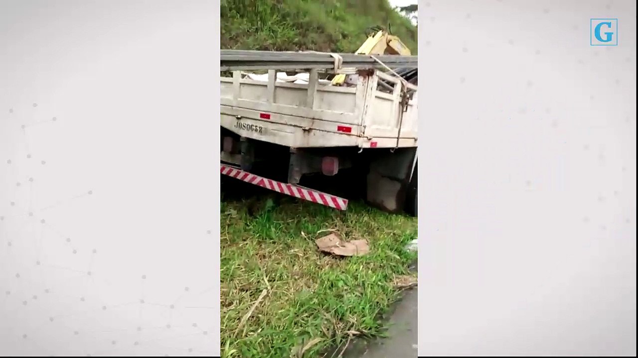Caminhão derrubar radar em Cachoeiro de Itapermirim