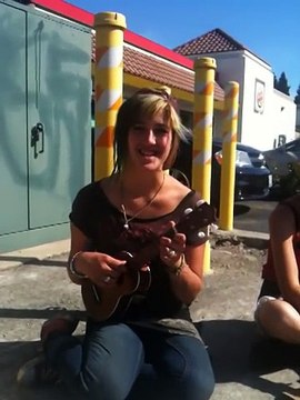 LaCroix Winget chante comme dans les années 30