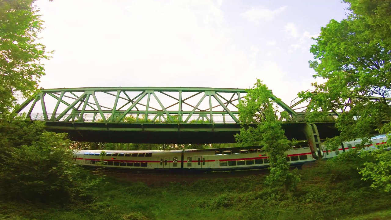 Flying with a drone over a railway!?