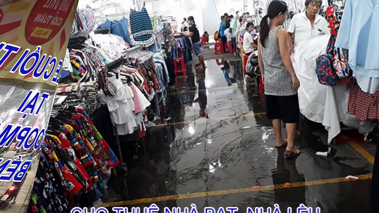 Nhà bạt trong Chợ Sale cuối tuần Coopmart Bến Tre