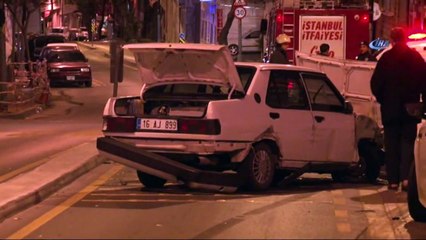 Park Halindeki 8 Otomobile Çarpıp Kaçtı