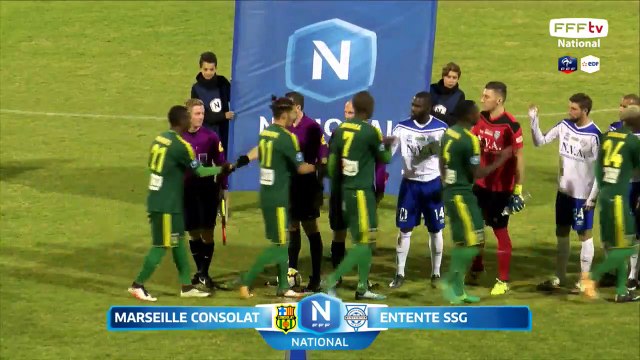 Coup franc bien repris de la tête !