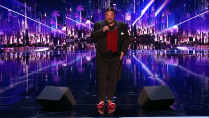 Carlos De Antonis - Singer Chases The American Dream with 'O Sole Mio' - America's Got Talent 2017-VFEkpc0DQwY