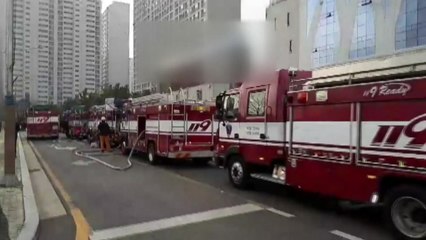 도서관 신축공사장 불...용접작업 원인 추정 / YTN