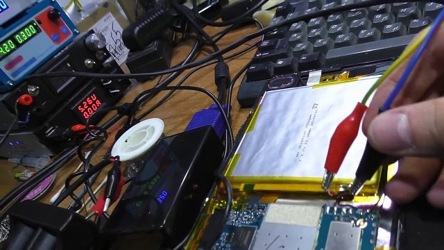 КАК ОПРЕДЕЛИТЬ НЕИСПРАВНЫЙ АККУМУЛЯТОР (на примере планшета)