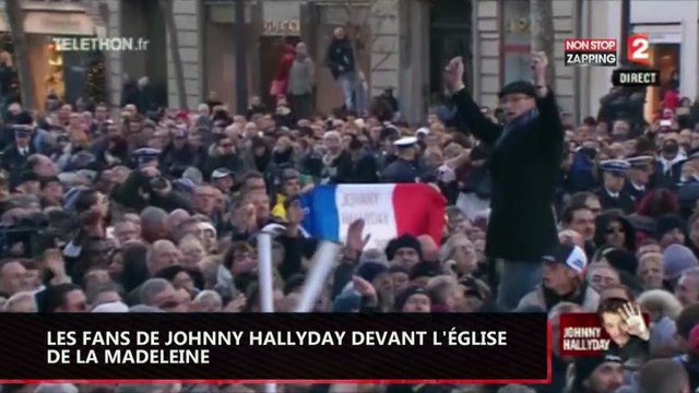 Hommage à Johnny Hallyday : Foule de fans devant l'église de la Madeleine à Paris (vidéo)
