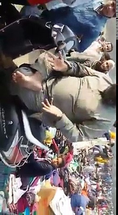 dekho ki ho riha delhi vich