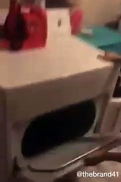 Cet homme infidèle cache sa maitresse dans le sèche-linge