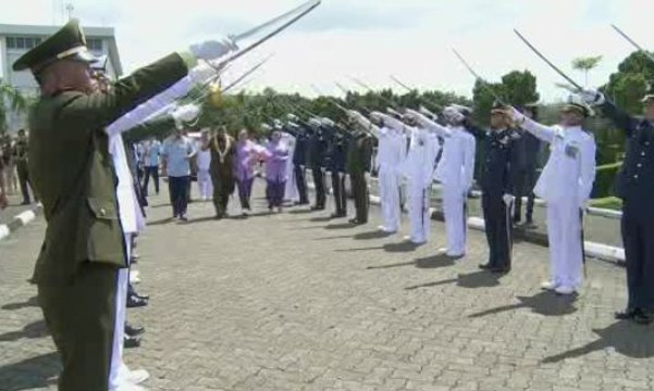 Marsekal Hadi Lepas Jenderal Gatot Tinggalkan Mabes TNI
