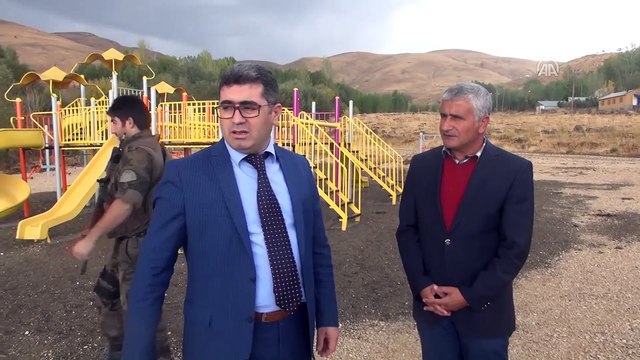 TERÖRSÜZ ŞEHİRLERDE DEĞİŞİM - 'Kepçe artık çukur kazmak için değil, hizmet için çalışıyor' - MUŞ