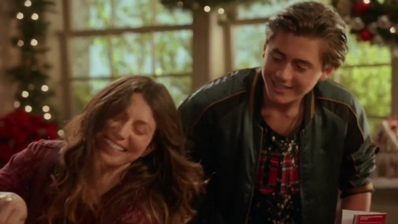 Stuck in the Middle Season 3 Episode 1 Stuck at Christmas The Movie