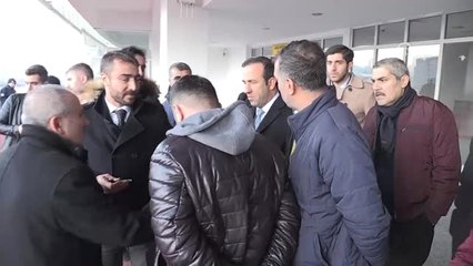 Télécharger la video: Evkur Yeni Malatyaspor-Göztepe Maçının Ardından - Evkur Yeni Malatyaspor Kulübü Başkanı Gevrek