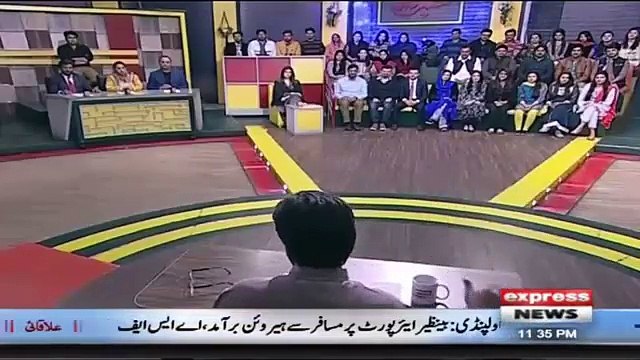 Khabardar Aftab Iqbal 8 December 2017 - Nasir Chinyoti As Godfather - Express News