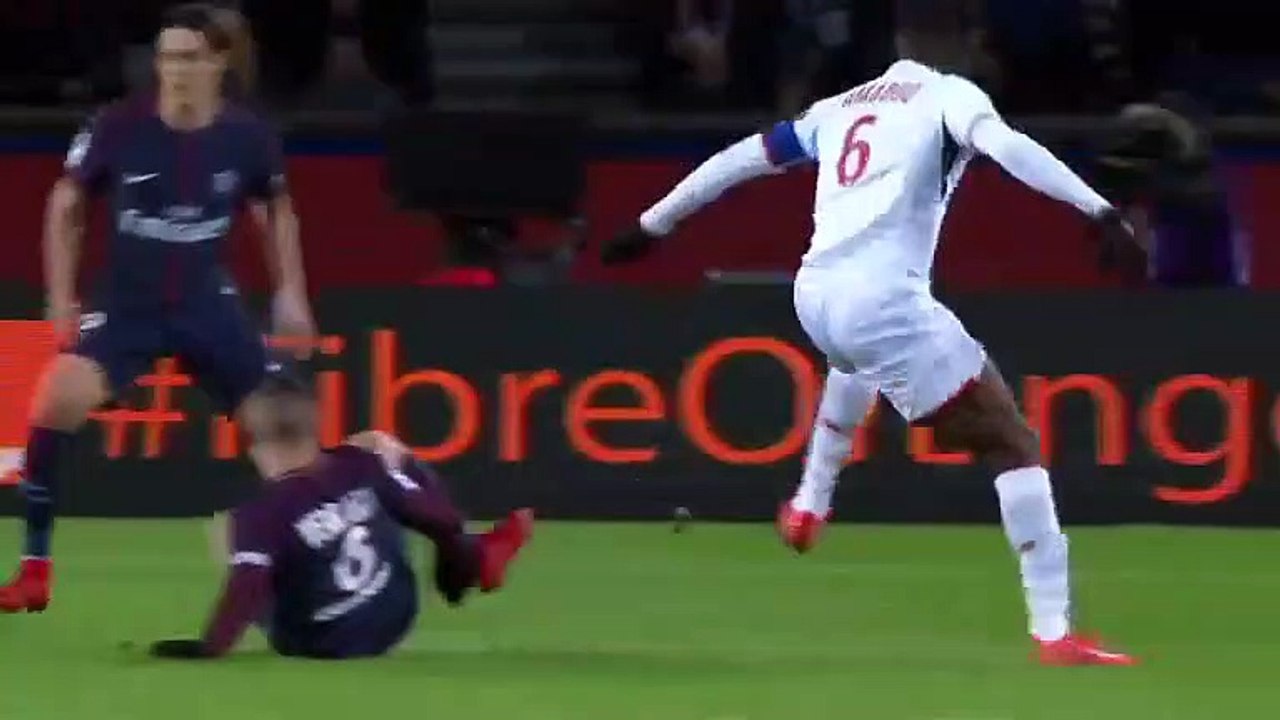 Buts PSG 2-0 Lille (LOSC) résumé but Javier Pastore