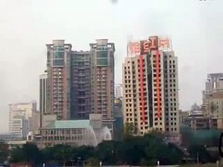 Démolition d'un gratte-ciel en Chine qui tourne mal