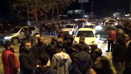 Üst Geçit İsteyen Mahalleli İkinci Kez Yol Kapattı