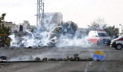 Ramallah'ta göstericilere gaz bombalı saldırı
