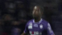 Face à Caen, Gradel transforme le pénalty de la gagne !