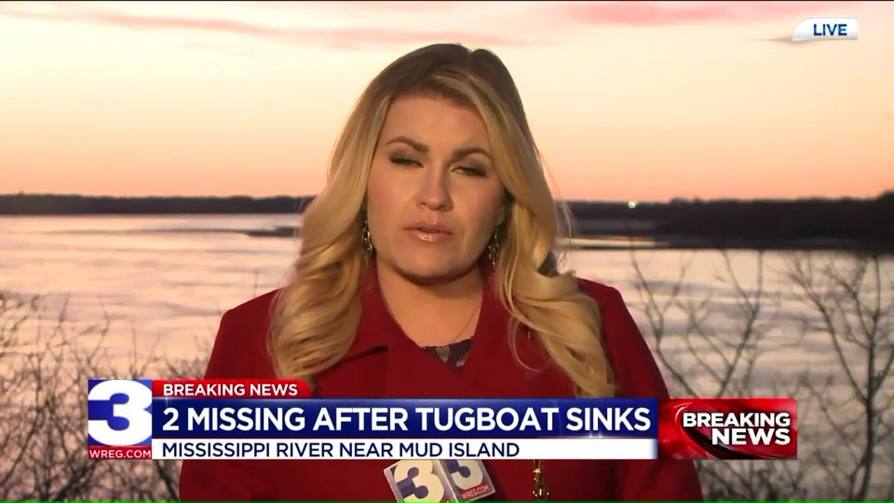 Tugboat Sinks, Two Missing on Mississippi River