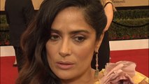 Salma Hayek premiada y comprometida