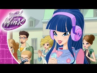 Winx Club - World Of Winx - Saison 2 Ep.3 - L'Homme Alligator (Clip)