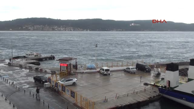Çanakkale Boğazında Ulaşıma Fırtına Engeli