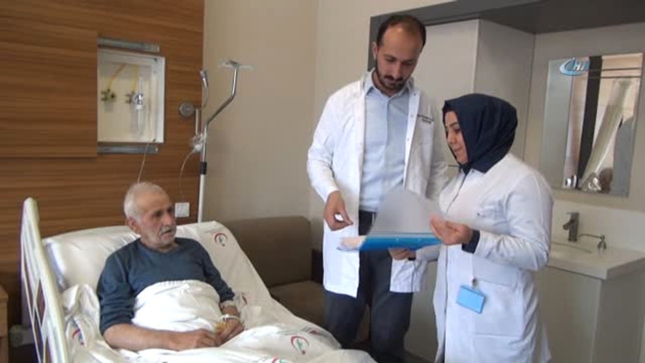Van'da Tavi Yöntemiyle Kalp Kapakçığı Ameliyatı