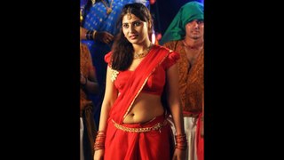 Indian actress hot navel show video