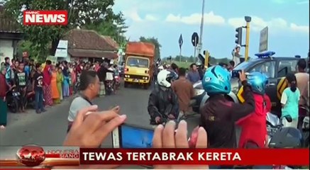 Télécharger la video: Pengendara Motor Tewas Tertabrak di Perlintasan Kereta Api Tanpa Palang Pintu