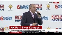 Şu hainliği görüyor musunuz?
