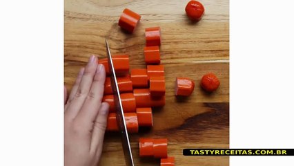 Tasty Demais - Bolinho de mandioca com hot dog