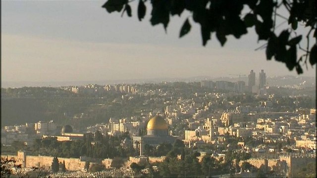 Violent protests rise in Mideast over US Jerusalem embassy move