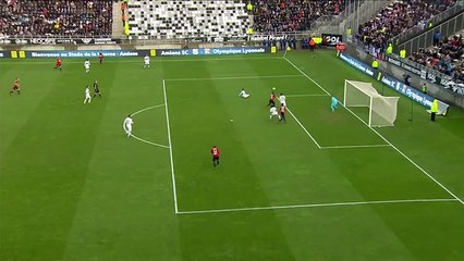 Serge Gakpe Goal HD - Amiens	1-0	Lyon 10.12.2017