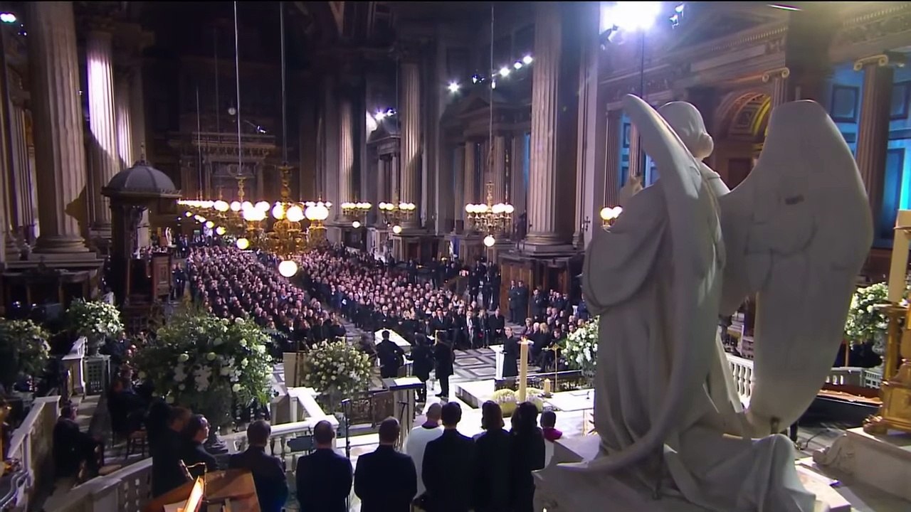 [Musique] ''Que je t'aime'', l'hommage à Johnny Hallyday dans l'église de la Madeleine (Paris, 9 déc. 2017)