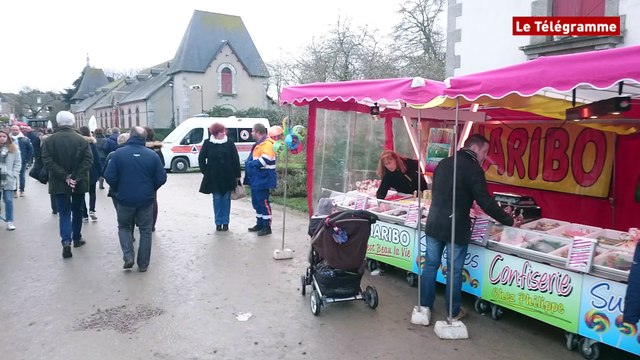 Lamballe. Carton plein pour le marché de Noël au haras national