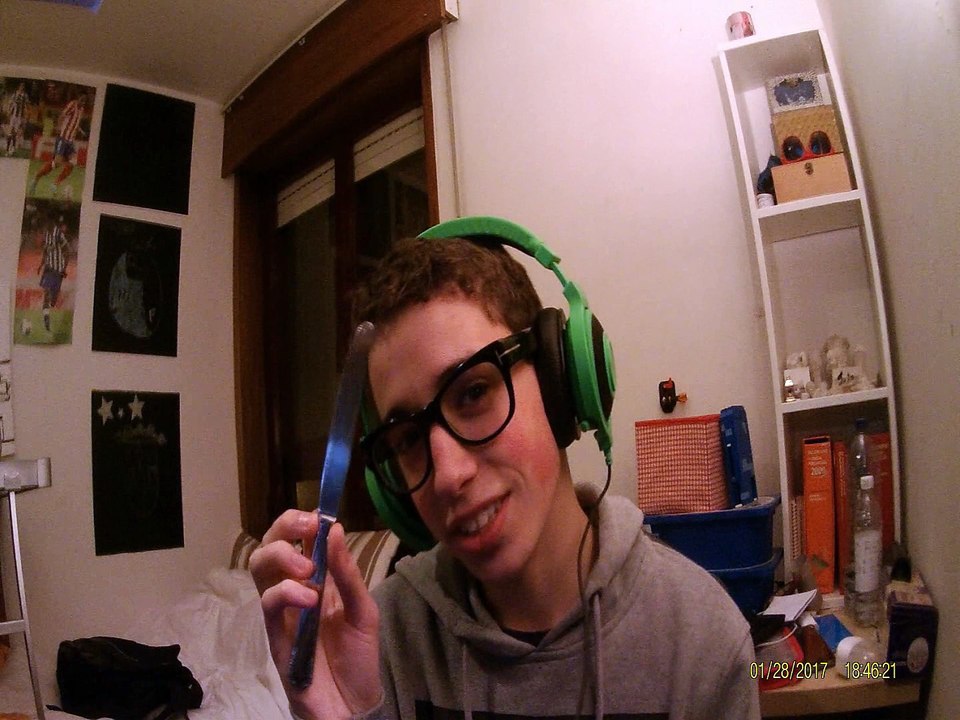 FACA "QUENTE" NAO DESTRUIU MEU QUARTO